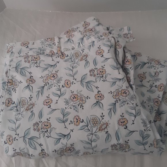 Loft Plus Size 16 Floral Pants - Picture 4 of 11